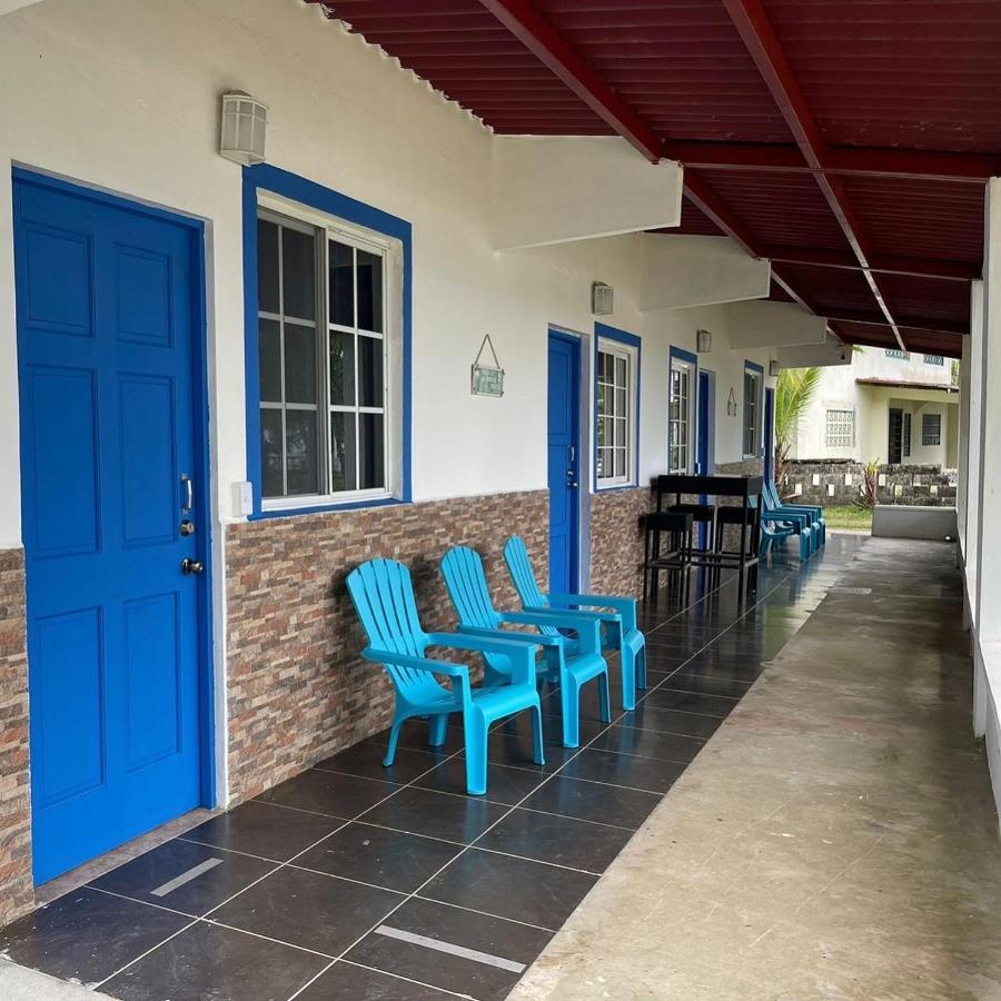 La Posada Del Buzo Colon Exteriör bild